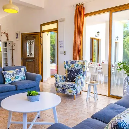 Irini Cyprus By Villa Lachi