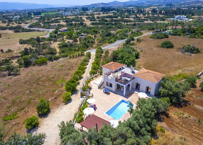 Βίλα Irini Cyprus By *